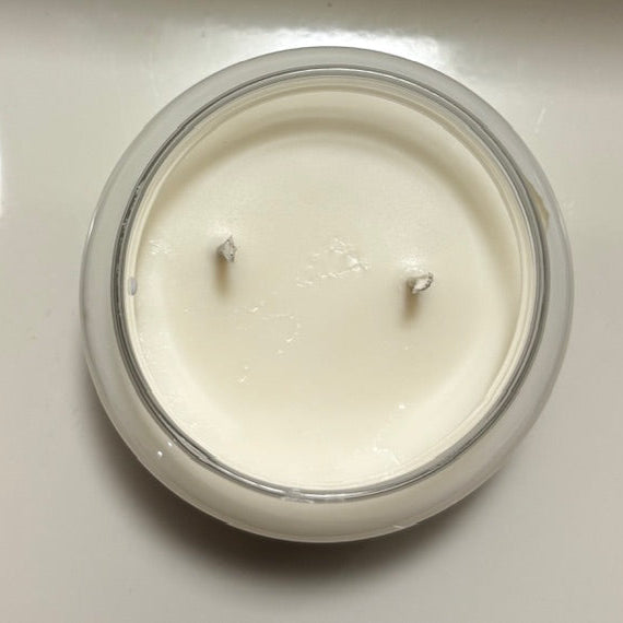 10 oz Leather scent candle overhead view